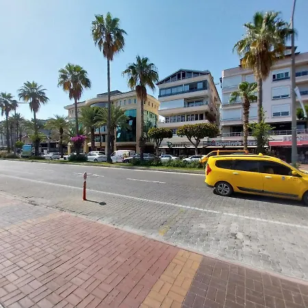 Appartamento 200 Meters From The Beach In The Center Of Alanya *