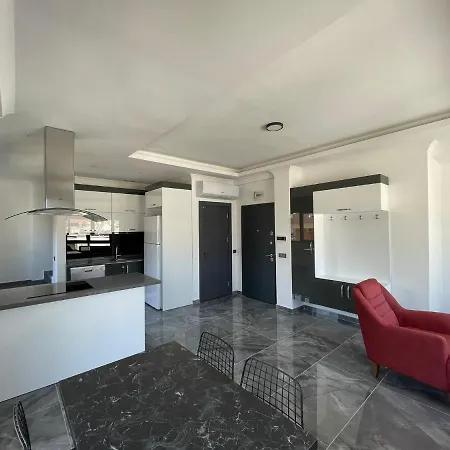 200 Meters From The Beach In The Center Of Alanya Appartamento Alanya